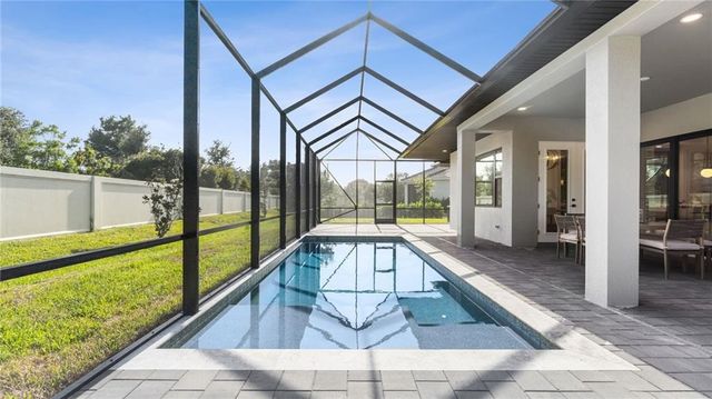 461 N Arrowhead Trail, Vero Beach, FL 32963