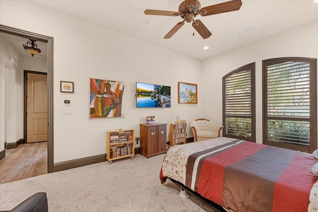 12392 N Via Tuscania Avenue, Clovis, CA 93619