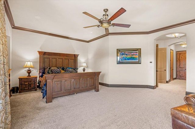 12392 N Via Tuscania Avenue, Clovis, CA 93619