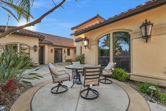 12392 N Via Tuscania Avenue, Clovis, CA 93619