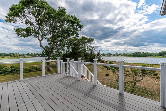 22 Avenue A 1 & 2, Wareham, MA 02571