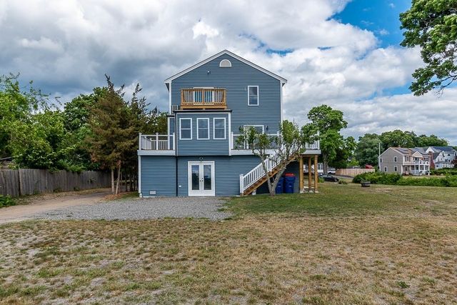 22 Avenue A 1 & 2, Wareham, MA 02571