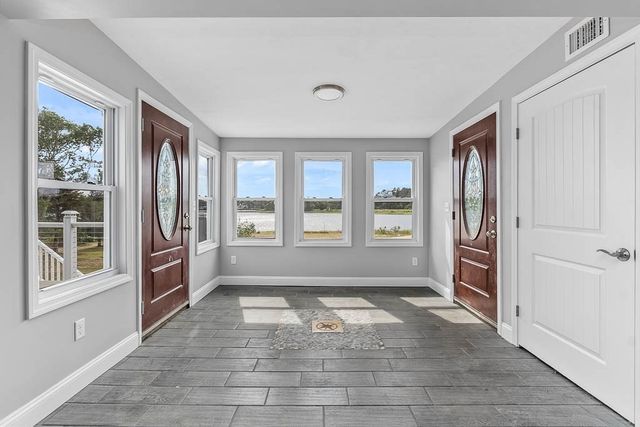 22 Avenue A 1 & 2, Wareham, MA 02571