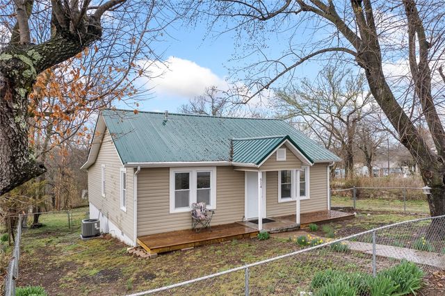 514 S Locust Street, Harrison, AR 72601