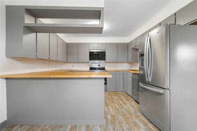 514 S Locust Street, Harrison, AR 72601