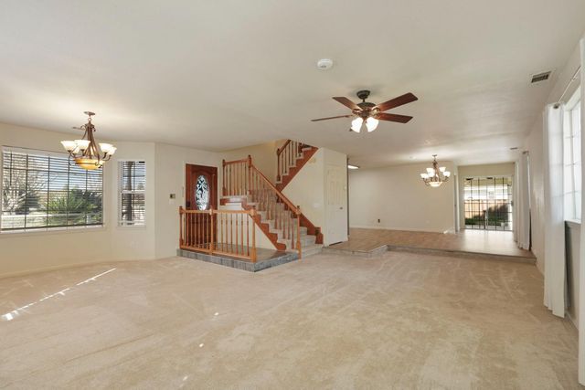 445 La Contenta Way, Valley Springs, CA 95252