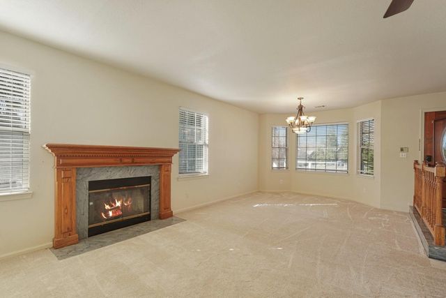 445 La Contenta Way, Valley Springs, CA 95252