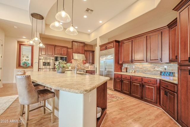 42405 N HARBOUR TOWN Court, Anthem, AZ 85086