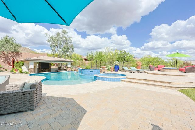 42405 N HARBOUR TOWN Court, Anthem, AZ 85086
