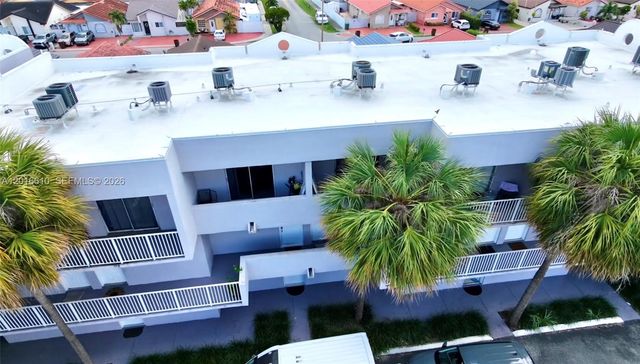 2680 W 76th St 211, Hialeah, FL 33016