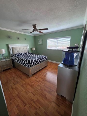 2680 W 76th St 211, Hialeah, FL 33016