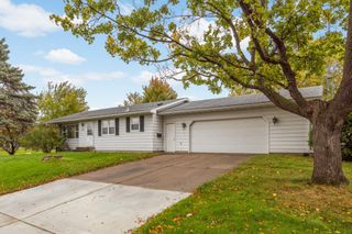 101 Fraiser Street, Hastings, MN 55033