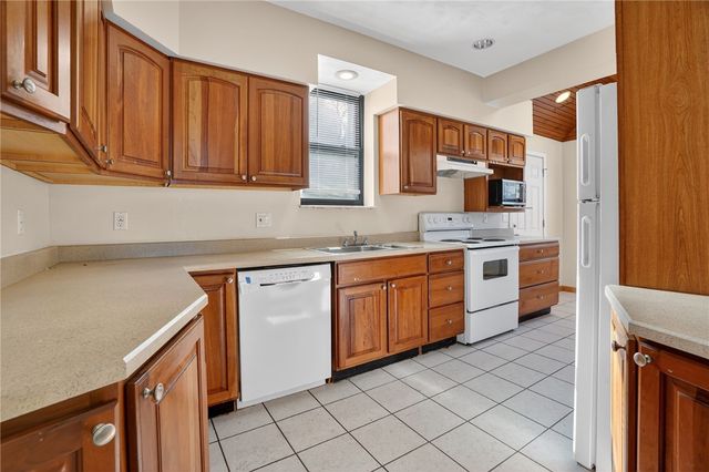 254 Cline St, E Pittsburgh, PA 15112