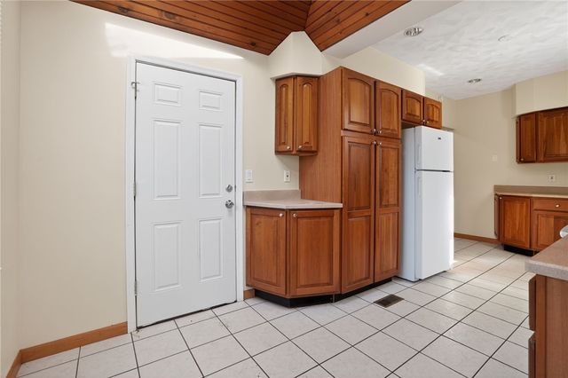 254 Cline St, E Pittsburgh, PA 15112