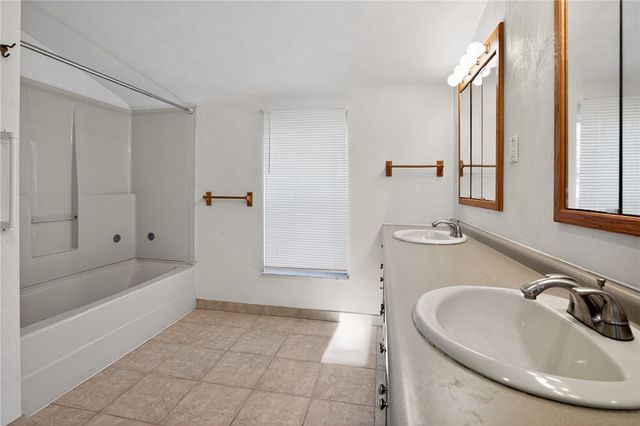 254 Cline St, E Pittsburgh, PA 15112