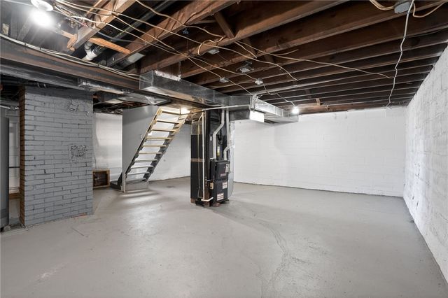 254 Cline St, E Pittsburgh, PA 15112