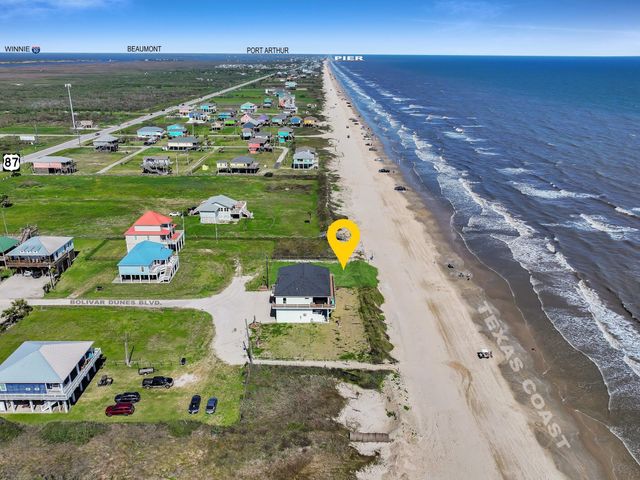 772 Bolivar Dunes Boulevard, Gilchrist, TX 77617