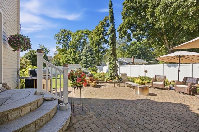 5 Amherst Road, Wilmington, MA 01887