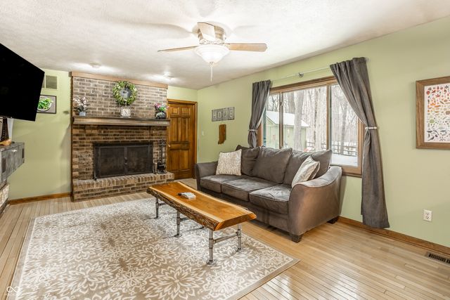 1103 Ridgeway Drive, Crawfordsville, IN 47933