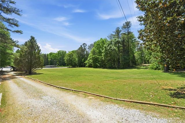 5737 Highway 20 S, Covington, GA 30016