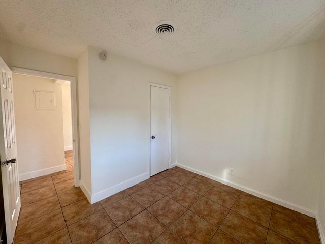 3101 NE 7th Avenue B, Pompano Beach, FL 33064