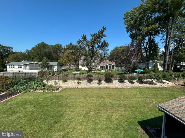 118 COUNTRY CLUB DR, Newark, DE 19711