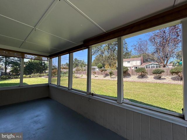 118 COUNTRY CLUB DR, Newark, DE 19711