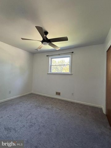 118 COUNTRY CLUB DR, Newark, DE 19711