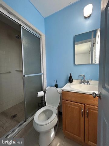 118 COUNTRY CLUB DR, Newark, DE 19711