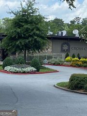 29 CHAUMONT Square NW, Atlanta, GA 30327