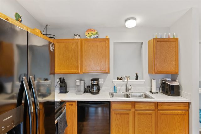 6824 Maplelawn Drive, Ypsilanti, MI 48197
