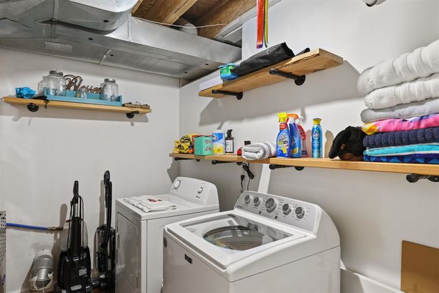 6824 Maplelawn Drive, Ypsilanti, MI 48197