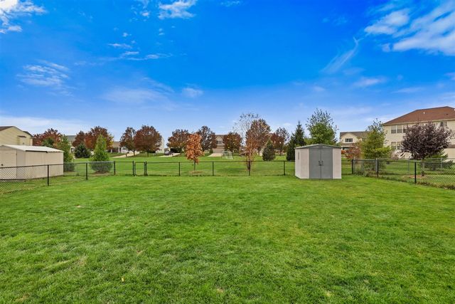 6824 Maplelawn Drive, Ypsilanti, MI 48197
