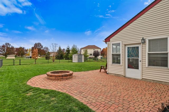 6824 Maplelawn Drive, Ypsilanti, MI 48197