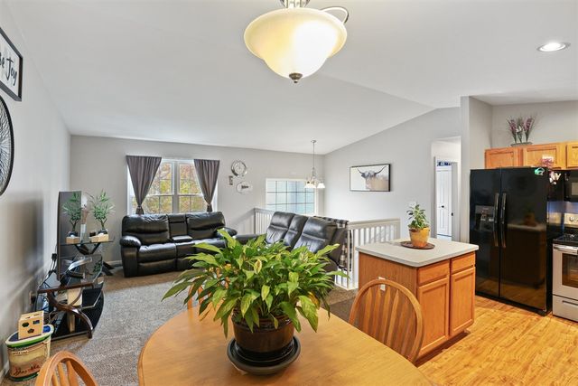 6824 Maplelawn Drive, Ypsilanti, MI 48197