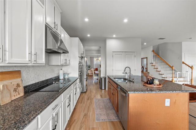 33975 ASTORIA CIRCLE, Wesley Chapel, FL 33545