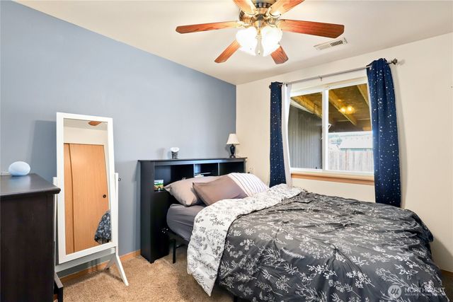 1316 Headley Avenue NW, Orting, WA 98360
