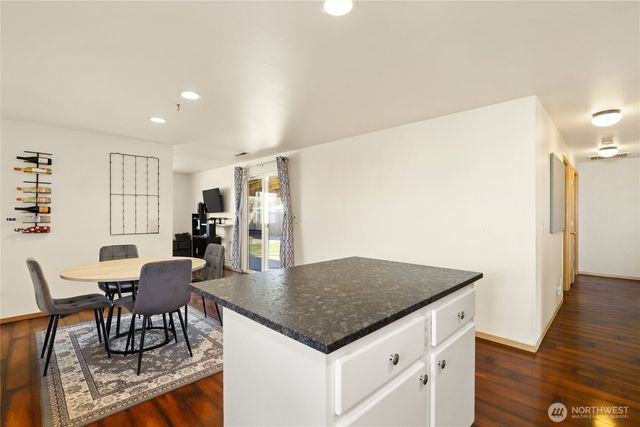 1316 Headley Avenue NW, Orting, WA 98360
