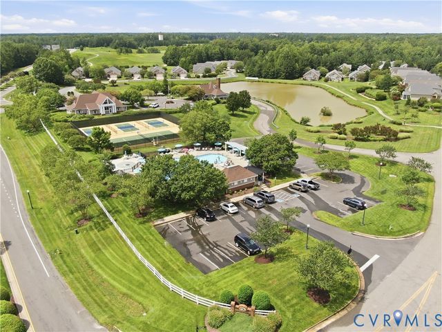 11341 Royal Ln, New Kent, VA 23140