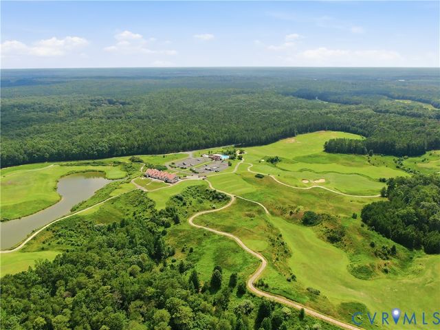 11341 Royal Ln, New Kent, VA 23140