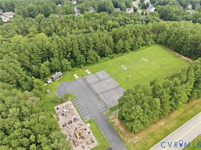 11341 Royal Ln, New Kent, VA 23140