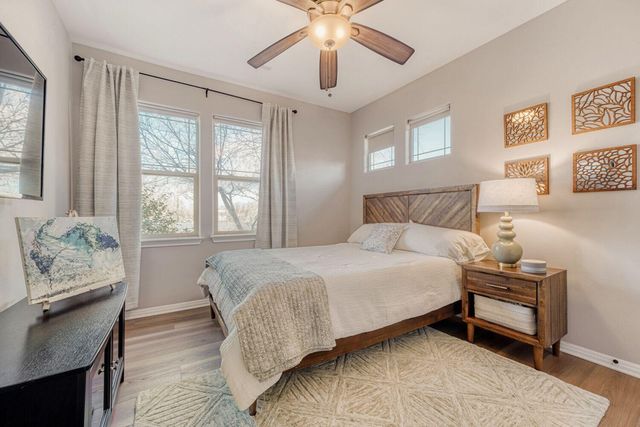 1009 Taulbee LN H, Austin, TX 78757