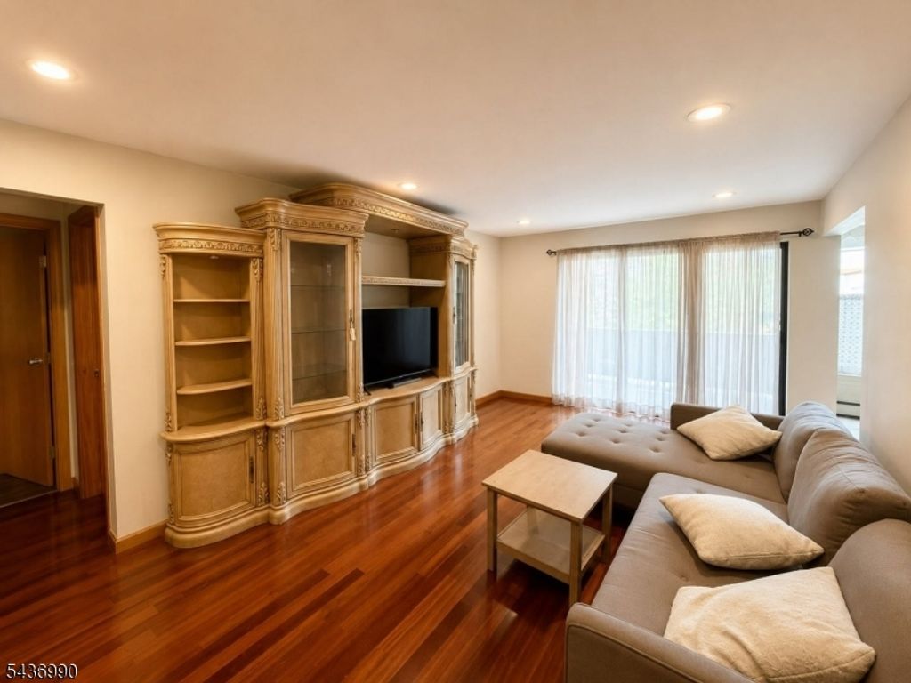 833 Main L, Belleville Twp., NJ 07109 — photo 3