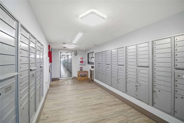 2901 26TH ST W 408, Bradenton, FL 34205
