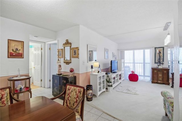 2901 26TH ST W 408, Bradenton, FL 34205
