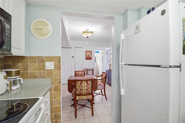 2901 26TH ST W 408, Bradenton, FL 34205