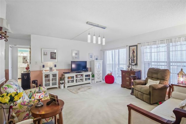 2901 26TH ST W 408, Bradenton, FL 34205