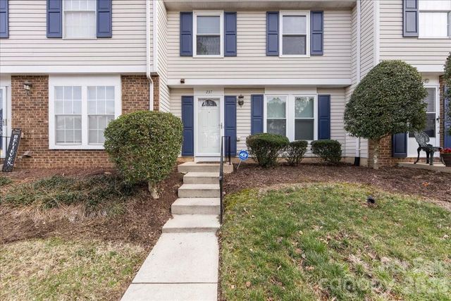 237 Water Oak Drive, Pineville, NC 28134