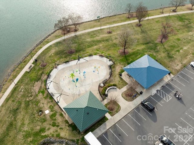 237 Water Oak Drive, Pineville, NC 28134