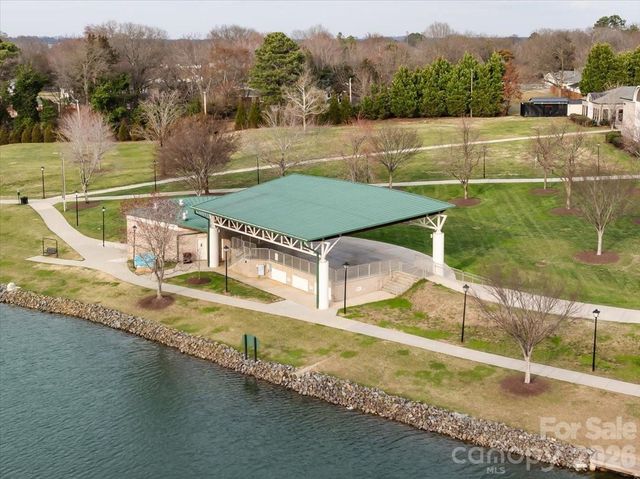 237 Water Oak Drive, Pineville, NC 28134